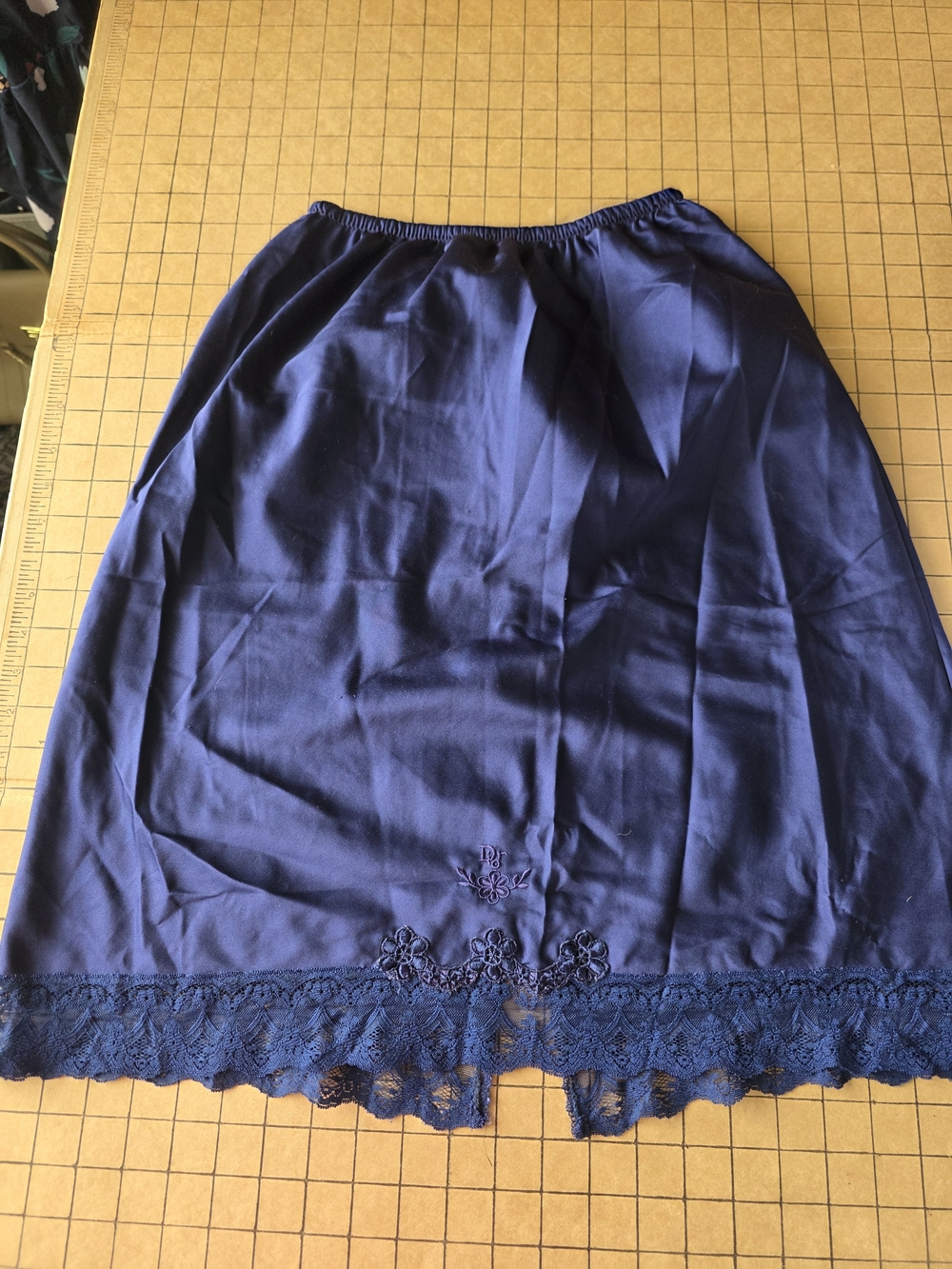 Christian Dior Vintage Navy Half Slip S  Lace Hem, Embroidered Dior Logo, ILGWU - Picture 12 of 14
